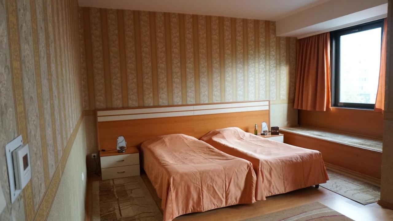 Hotel Dobrudja Dobritch Extérieur photo